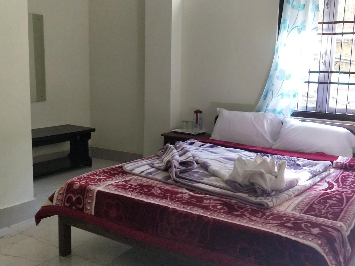 Hotel Pine Leaf Gangtok Ngoại thất bức ảnh